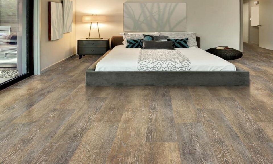 Reasons LVT flooring is grabbing the attention of businesses